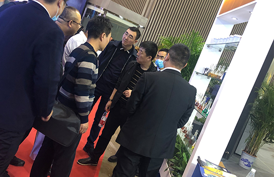 交流現(xiàn)場(chǎng)